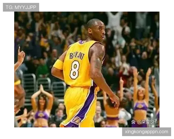 科比极致背打制造错位，其得分爆发力主导了关键时刻