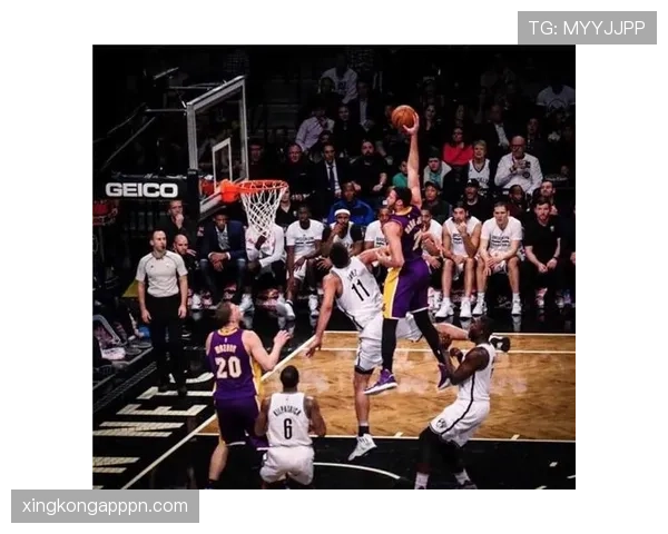 波什挡拆拉开空间助力热火内线效率大幅提升